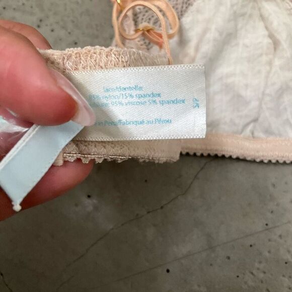 Eberjey Lace Triangle Bralette - Picture 4 of 4